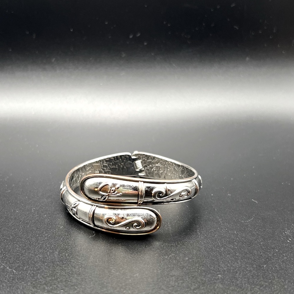Adorable bracelet Spring clasp by FUMI